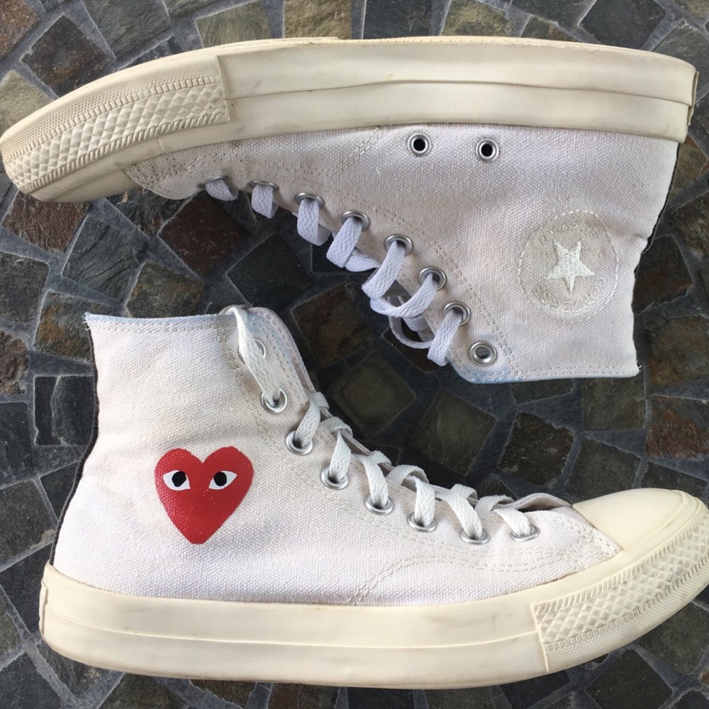 COMME des GARÇONS PLAY Converse All Star Chucks